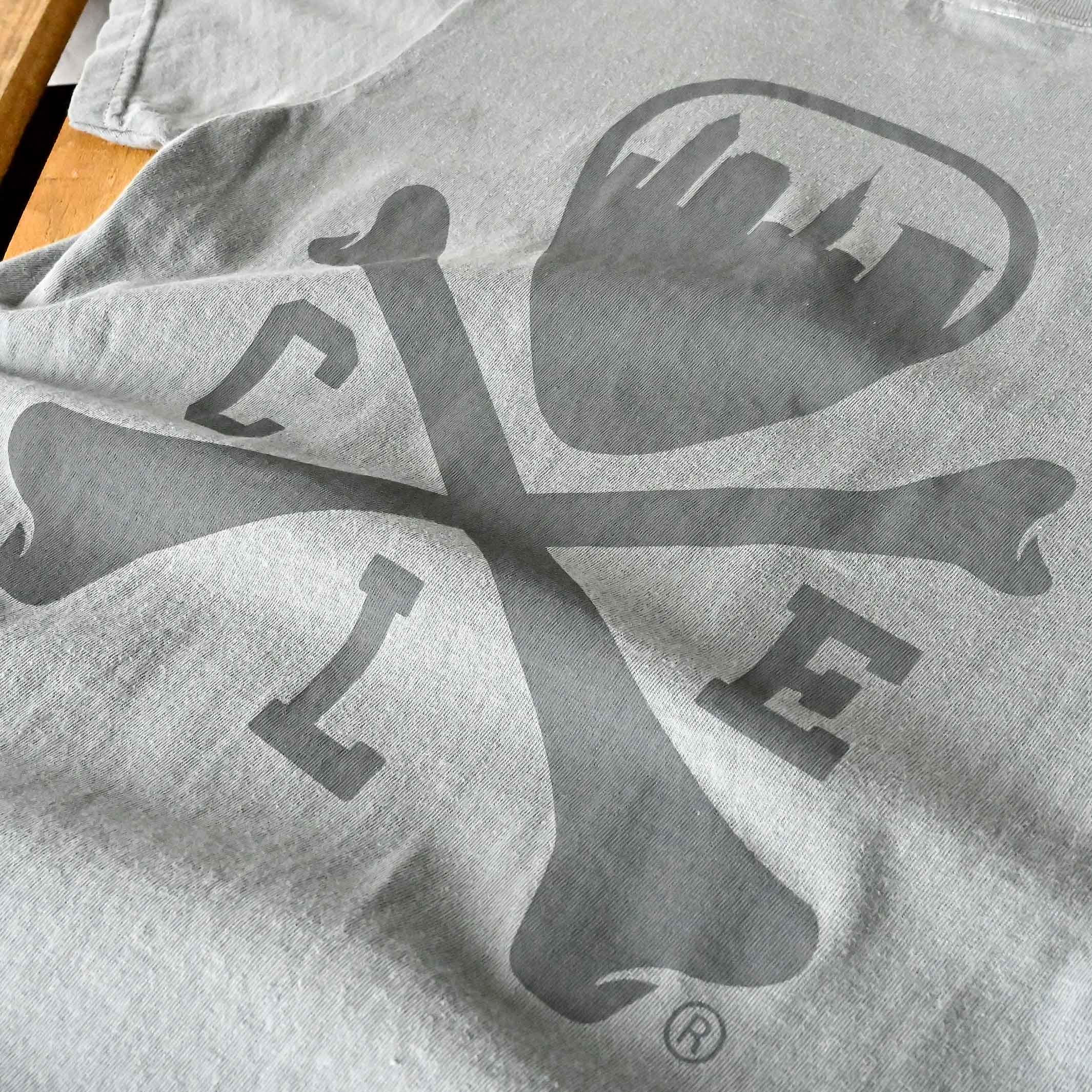 CLE Logo - Mens/Unisex Crew T-shirt - Grey - Image 3