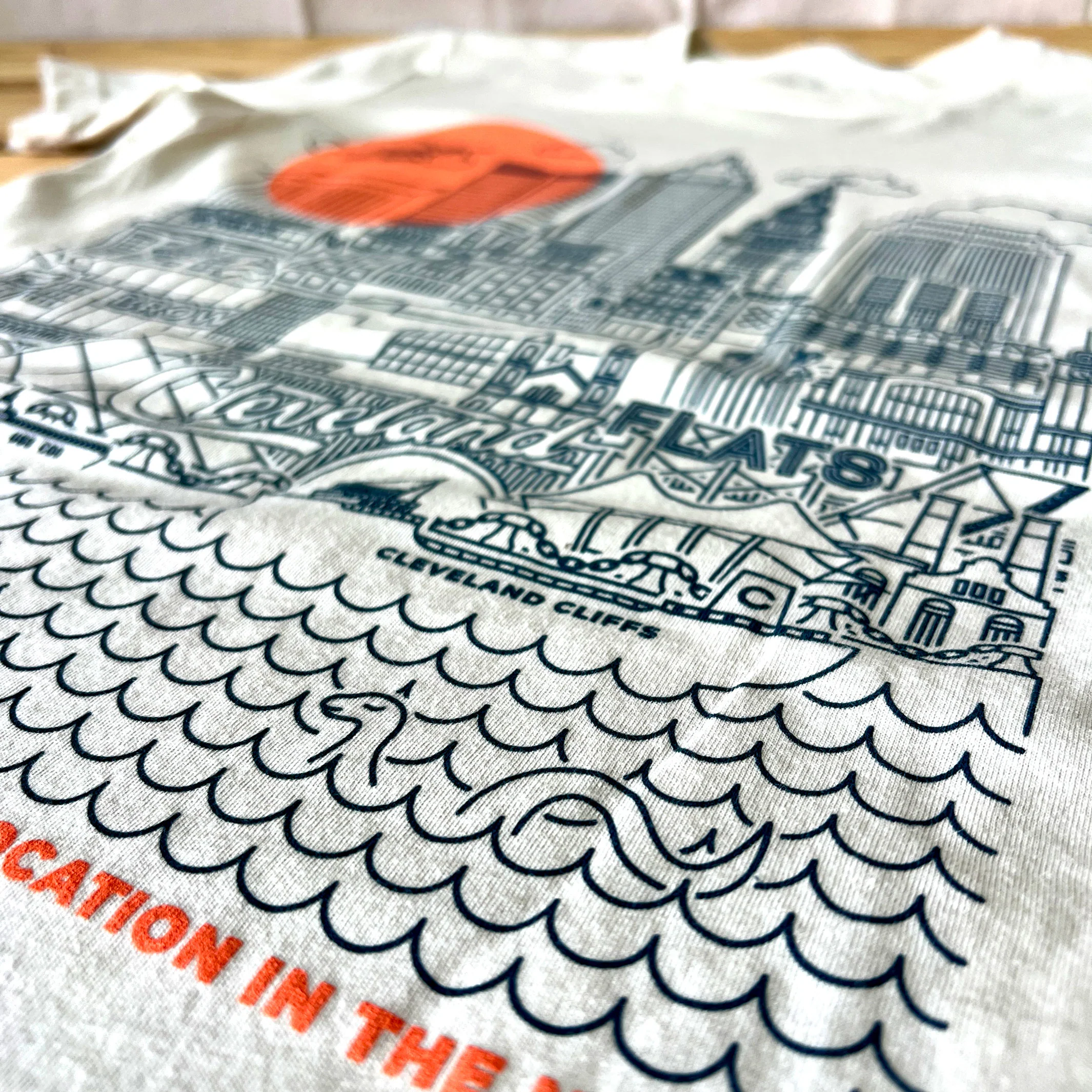Cleveland Skyline Icons, Heather Oatmeal - Mens/Unisex Crew T-shirt - Image 5