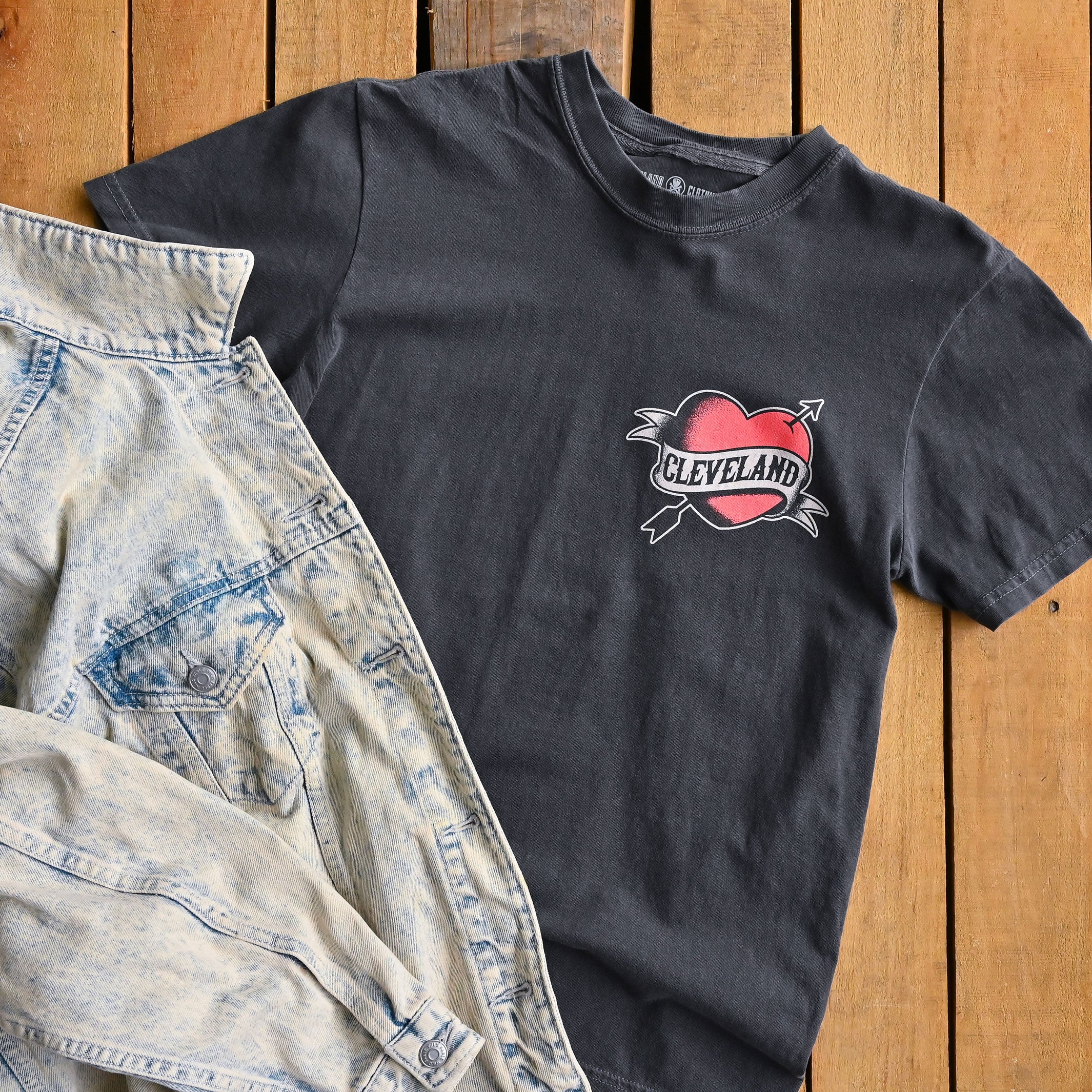 Cleveland Tattoo Heart -  Mens/Unisex Crew T-Shirt - Image 3
