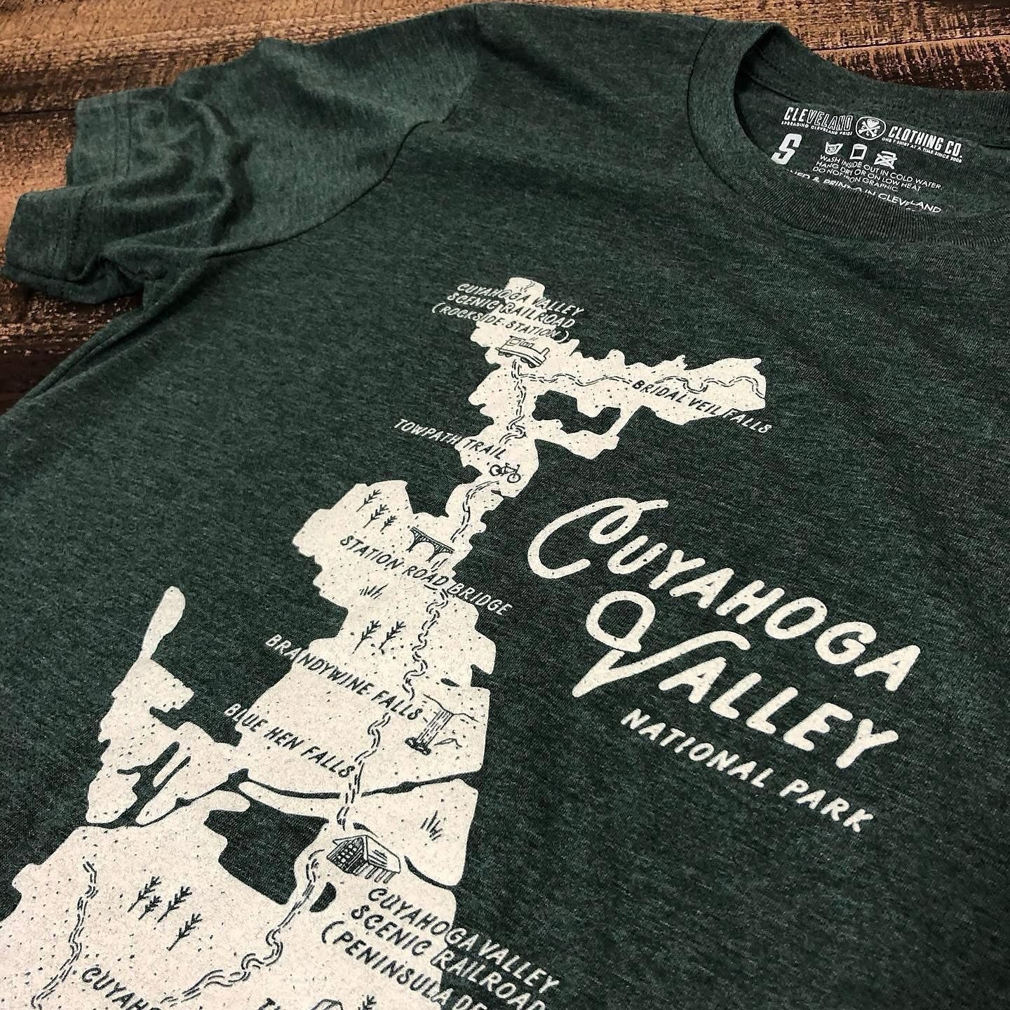 Cuyahoga Valley National Park / CVNP Map - Mens/Unisex Crew T-Shirt - Image 3